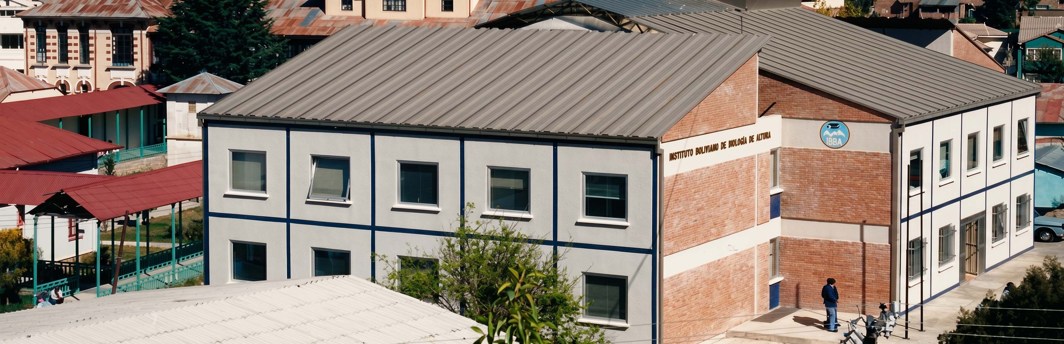 Fachada del Instituto Bolivario de Biología de Altura (IBBA).